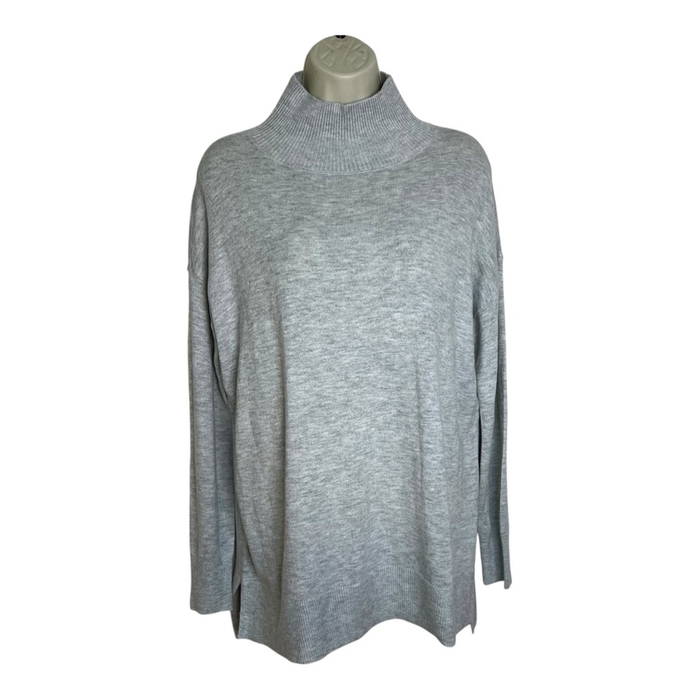 Loft Gray Mock Turtleneck Sweater size Small Soft Step Hem Long Sleeves